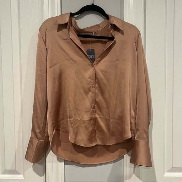 Abercrombie & Fitch Tops - Abercrombie & Fitch Brown Satin Top